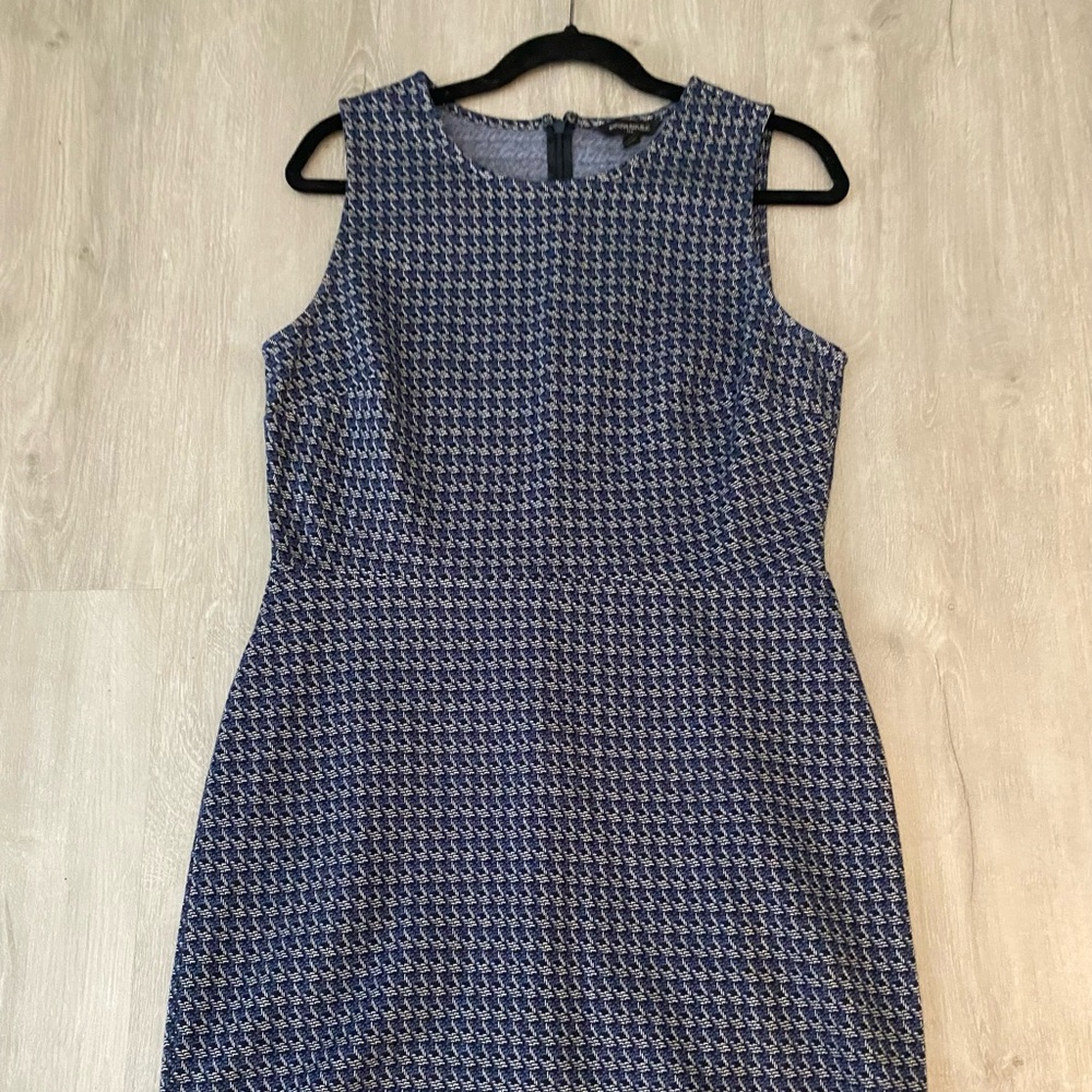 EUC Banana Republic Sheath Dress